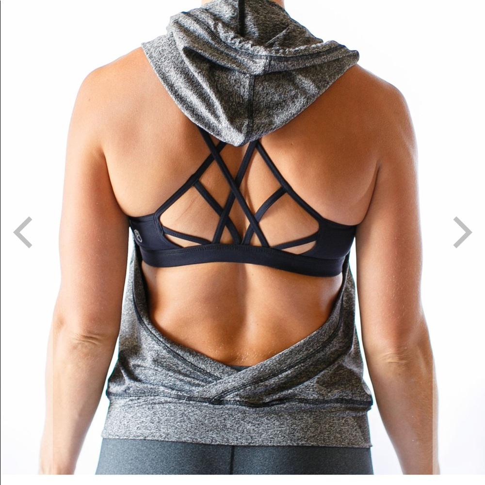 Born primitive back drop sleeveless hoodie